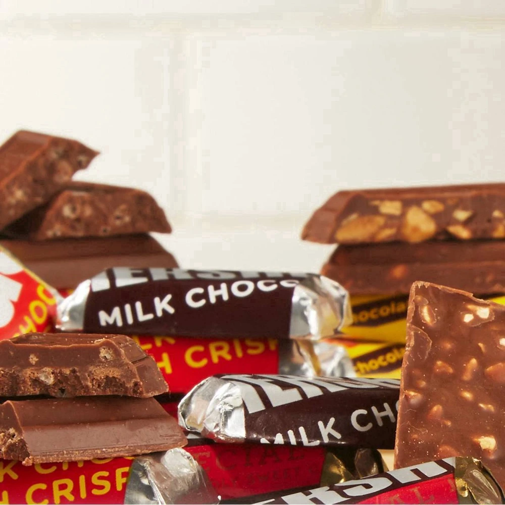 Hershey's Miniatures Assorted Chocolate Candy Family Pack, 17.6 Oz 14 Hershey's Miniatures Assorted Chocolate Candy Family Pack, 17.6 Oz - Image 12