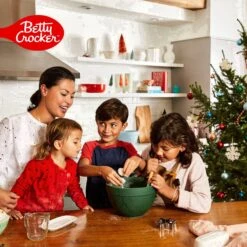 Betty Crocker Gluten Free Vanilla Frosting, 16 Oz. -Snack Shop 84 ca023ae922869500927020c2637434c8